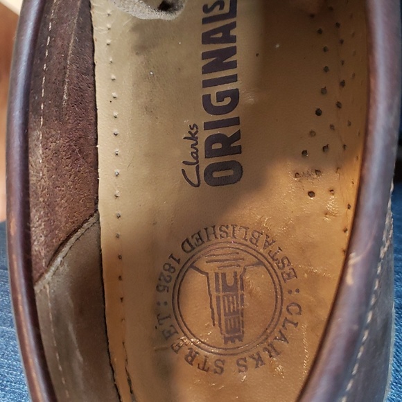 Clark's brown leather lace moccasins. Natural crepe.  Pre-owned.   size 8.5 - Picture 3 of 10